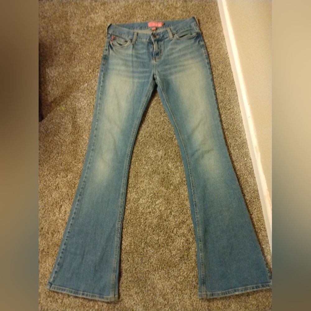 Hollister Stretch Superflare Distressed Jeans Size 7 long